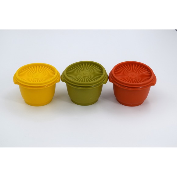 Vintage Tupperware Bowls Starburst Lids 3 Piece Set Yellow Green Orange Retro - Picture 1 of 7